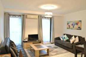 Centre Riviera 2P LHO5516